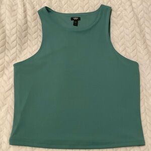 Green Express Body Contour Cropped Tank